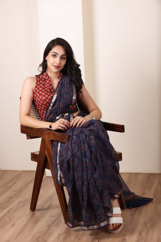 THREADS OF KOTA NAVY BLUE HANDWOVEN KOTA DORIA SAREE WITH SUBTLE ZARI BORDER