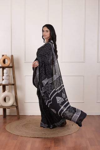BLACK ELEGANCE ULTRA SOFT MUL MUL COTTON SAREE FOR EVERYDAY WEAR