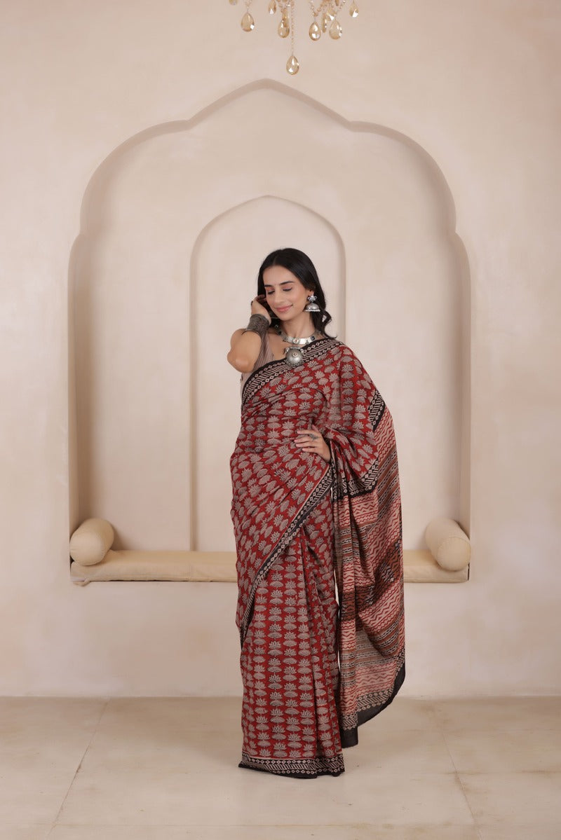 SOFT MUL MUL  COTTON SAREE IN BRICK RED-LIGHTWEIGHT&AIRY