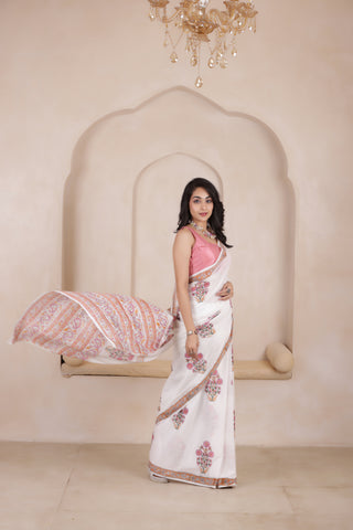 ULTRA SOFT MUL MUL COTTON SAREE IN WHITE&PINK COMBO