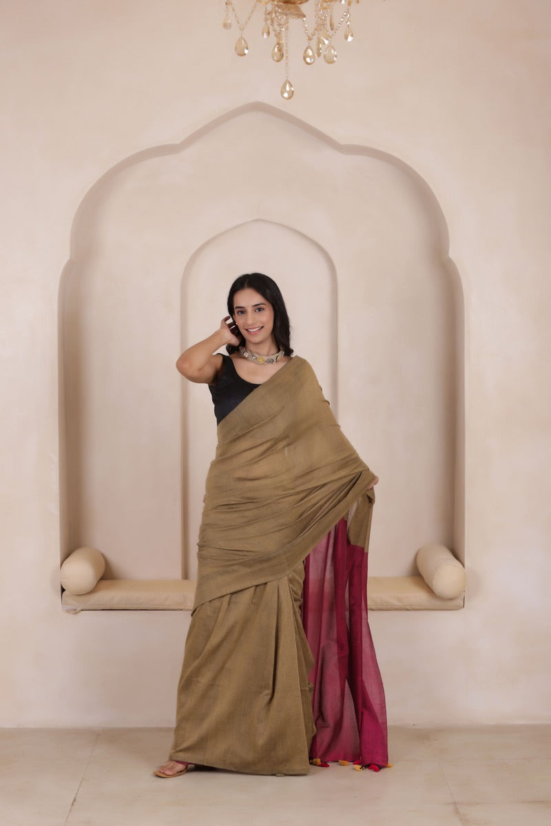 KHADI DUAL WEAVE COTTON SAREE IN SANDAL WITH PINK
