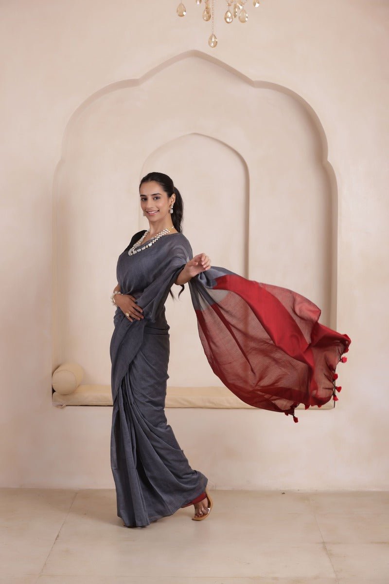 KHADI DUAL WEAVE COTTON SAREE IN GRAY&MAROON
