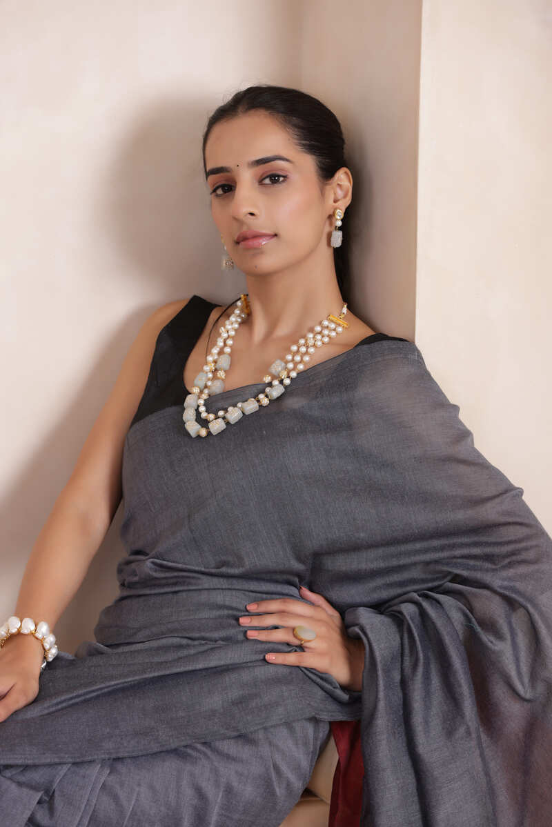 KHADI DUAL WEAVE COTTON SAREE IN GRAY&MAROON