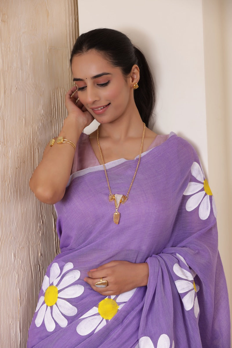 DAISY BLOOM HANDCRAFTED KHADI SAREE IN LAVENDER WITH WHITE DAISY ACCENTS