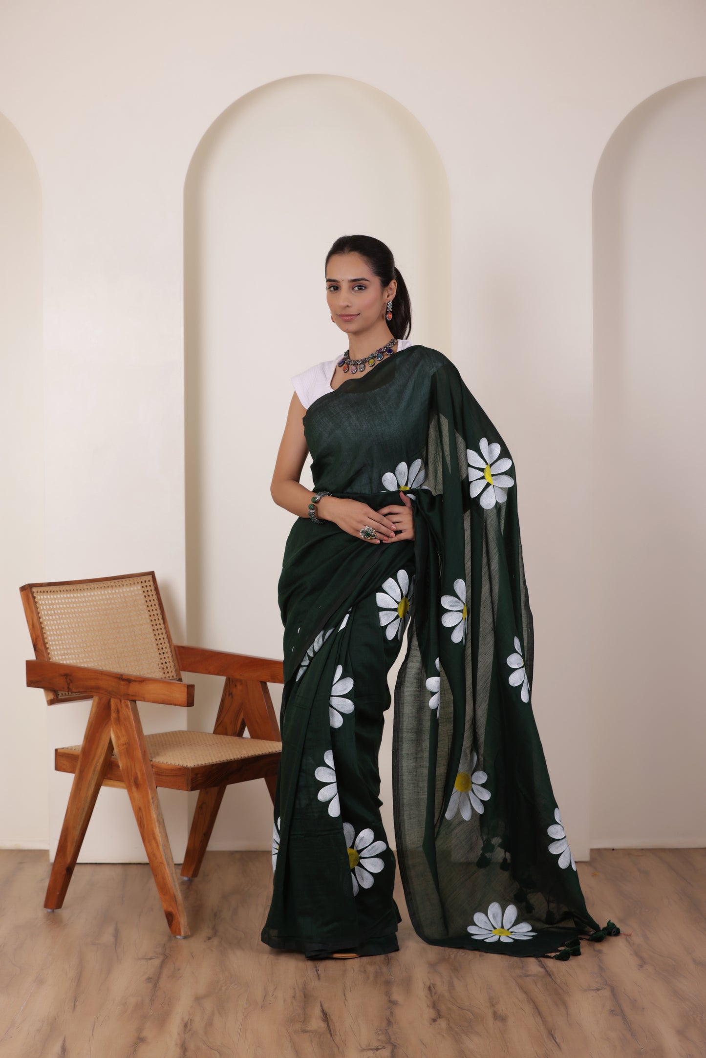 DAISY BLOOM  ARTISTIC KHADI SAREE IN BOTTLE GREEN WITH WHITE DAISY ARTWORK