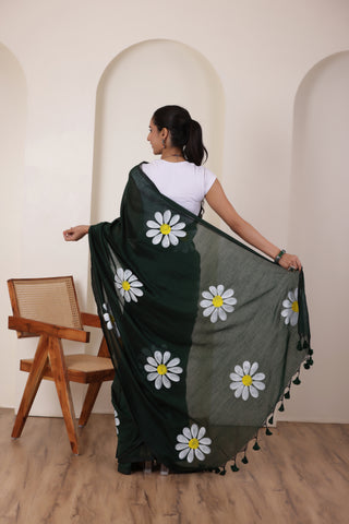 DAISY BLOOM  ARTISTIC KHADI SAREE IN BOTTLE GREEN WITH WHITE DAISY ARTWORK