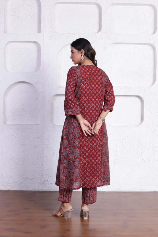 ELEGANT AJRAK CO-ORD SET WITH AUTHENTIC HAND BLOCK DETAILING IN MAROON COLOUR