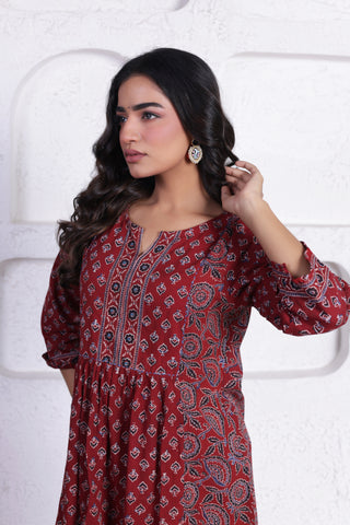 ELEGANT AJRAK CO-ORD SET WITH AUTHENTIC HAND BLOCK DETAILING IN MAROON COLOUR