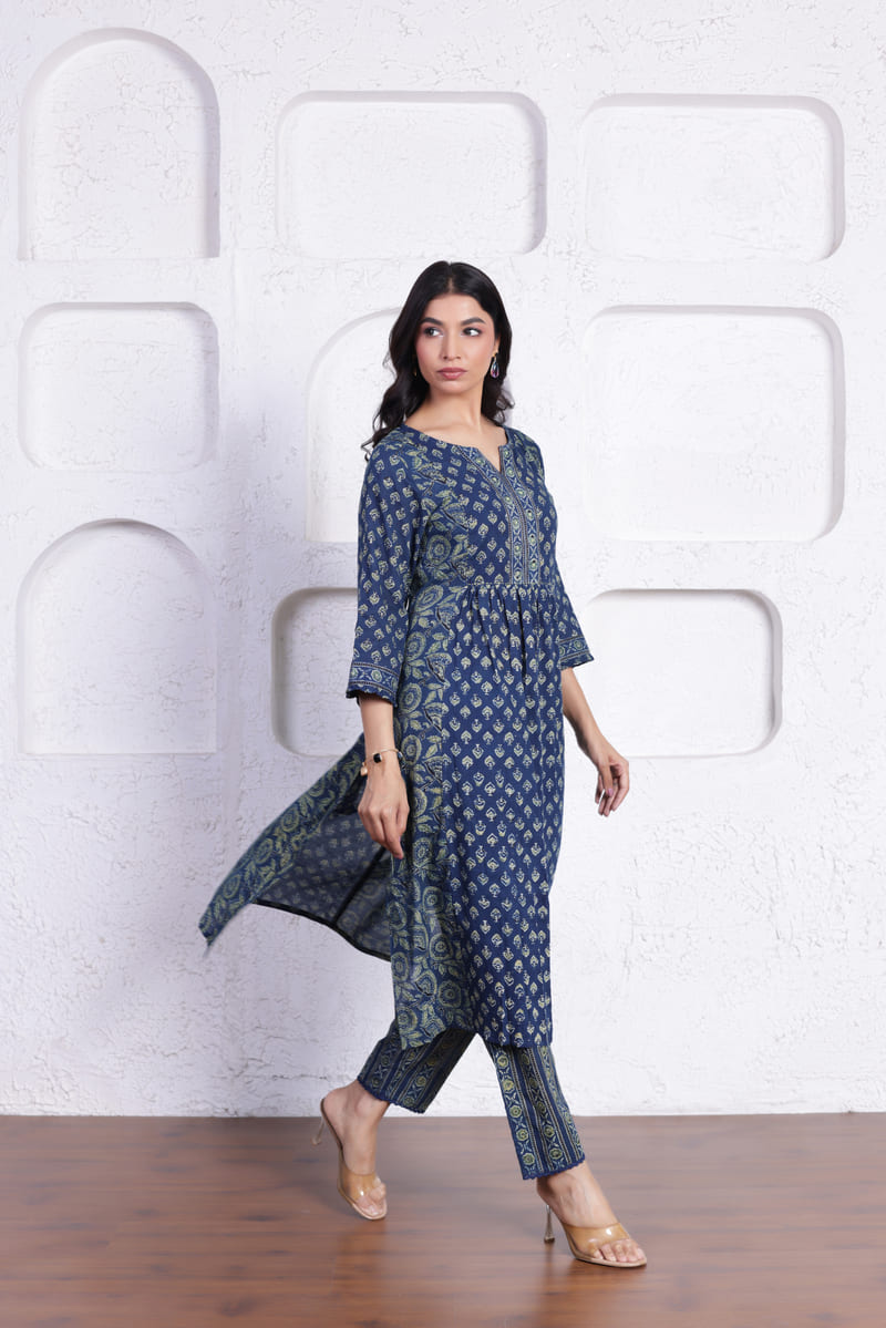 ELEGANT AJRAK CO-ORD SET WITH AUTHENTIC HAND BLOCK DETAILING IN BLUE WITH GREEN COLOUR