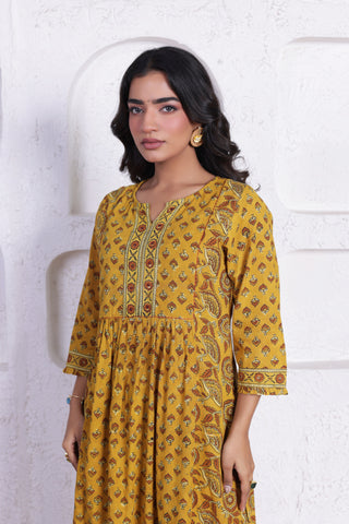 ELEGANT AJRAK CO-ORD SET WITH AUTHENTIC HAND BLOCK DETAILING IN YELLOW COLOUR