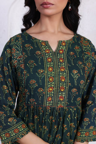 ELEGANT AJRAK CO-ORD SET WITH AUTHENTIC HAND BLOCK DETAILING IN GREEN COLOUR