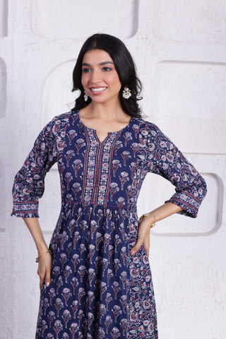 ELEGANT AJRAK CO-ORD SET WITH AUTHENTIC HAND BLOCK DETAILING IN BLUE WITH RED COLOUR