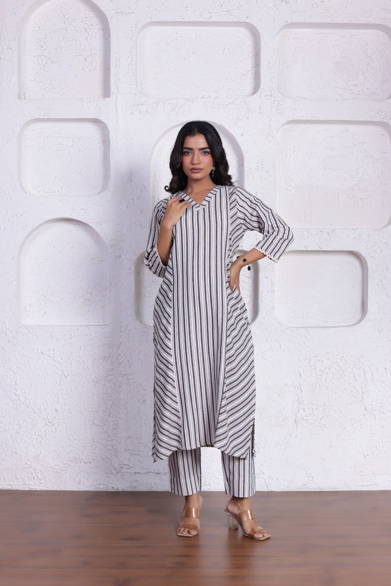 PURE COTTON STRIPPED WHITE COORD SET FOR EFFORT LESS EVERYDAY ELEGANCE
