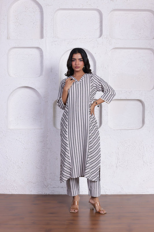 PURE COTTON STRIPPED WHITE COORD SET FOR EFFORT LESS EVERYDAY ELEGANCE