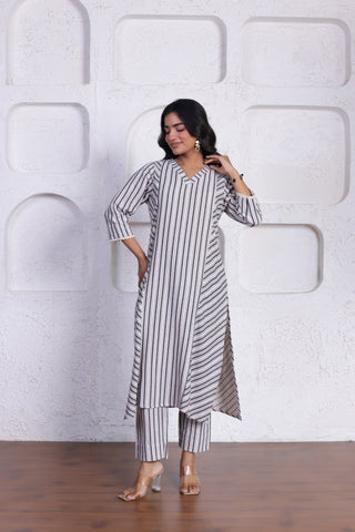 PURE COTTON STRIPPED WHITE COORD SET FOR EFFORT LESS EVERYDAY ELEGANCE
