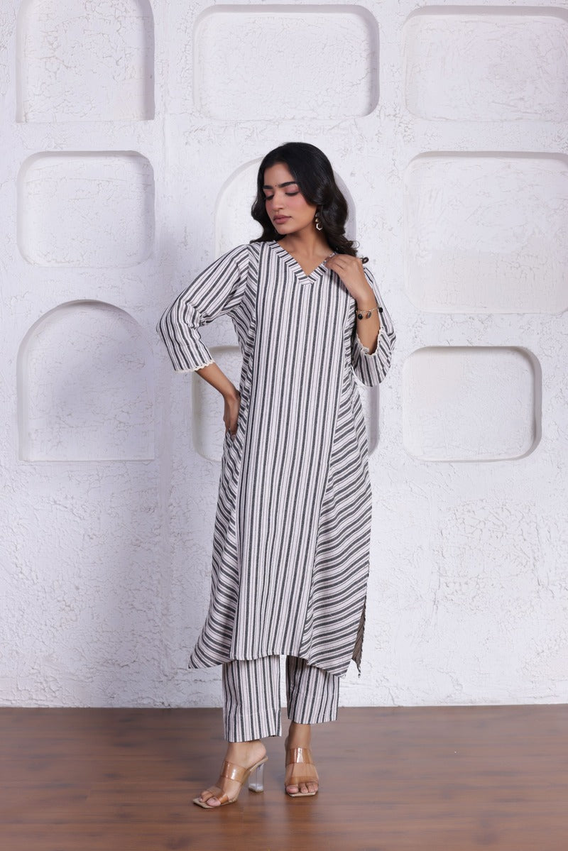 PURE COTTON STRIPPED WHITE COORD SET FOR EFFORT LESS EVERYDAY ELEGANCE