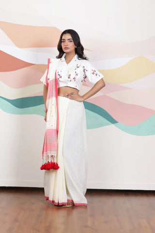 ARTISAN WOVEN THREAD KHADI SAREE IN CLASSIC WHITE WITH DELICATE BUTTA WEAVES AND CONTRAST TASSELS