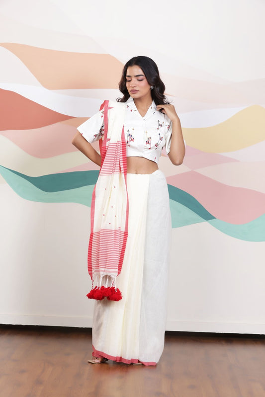 ARTISAN WOVEN THREAD KHADI SAREE IN CLASSIC WHITE WITH DELICATE BUTTA WEAVES AND CONTRAST TASSELS
