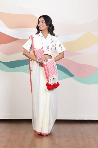 ARTISAN WOVEN THREAD KHADI SAREE IN CLASSIC WHITE WITH DELICATE BUTTA WEAVES AND CONTRAST TASSELS