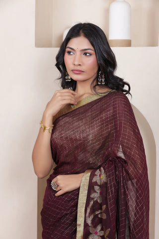 WOVEN LINEN CHECK SAREE IN BROWN WITH FLORAL ELEGANCE