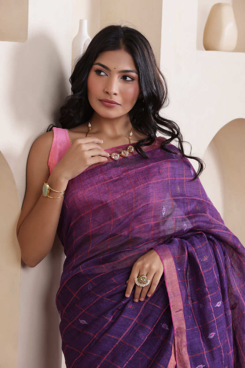 CLASSIC VIOLET GRACE LINEN CHECKS SAREE WITH WOVEN BUTTAS