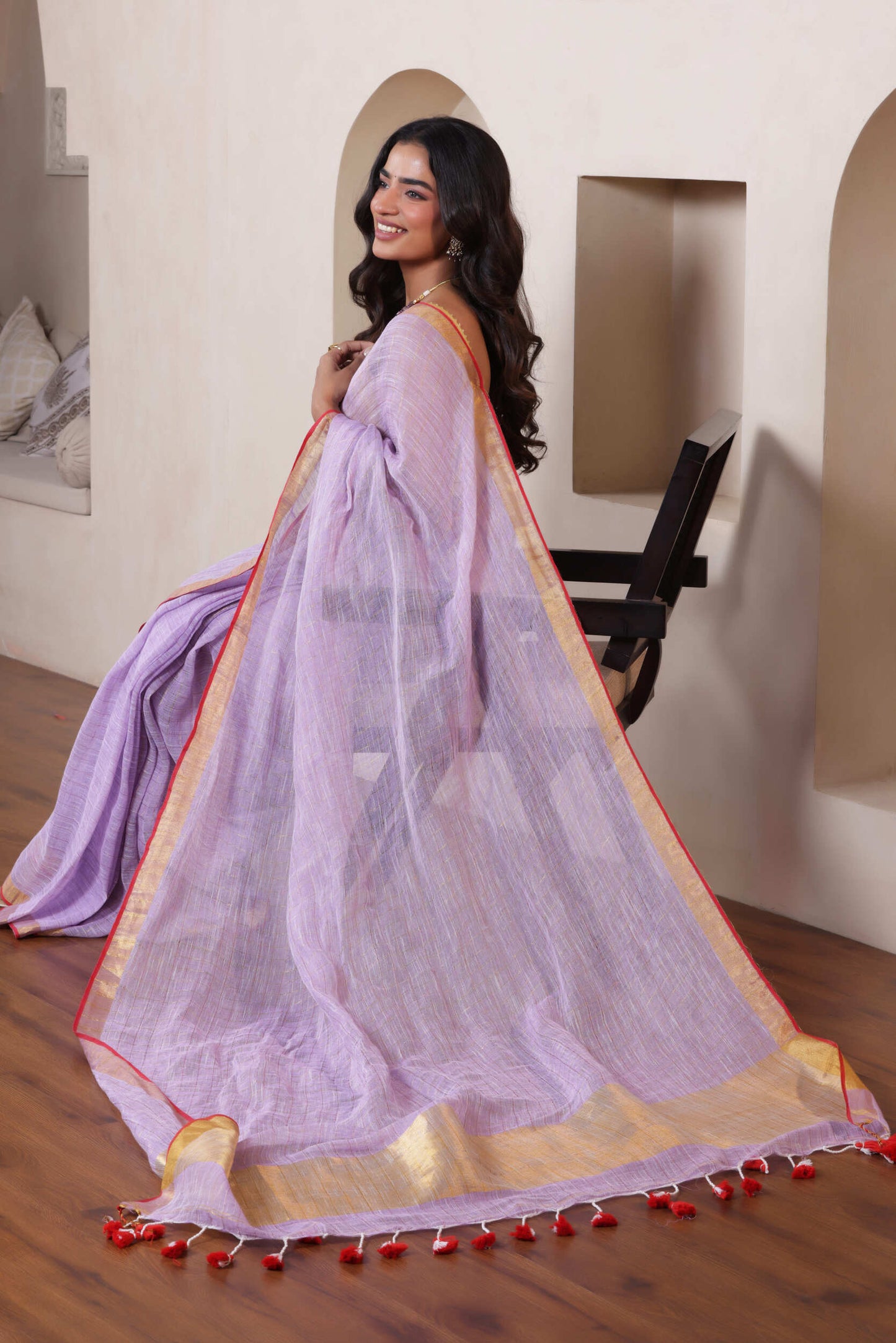 ELEGANT LAVENDER LINEN COTTON GRID SAREE WITH CLASSIC CHECK WEAVE