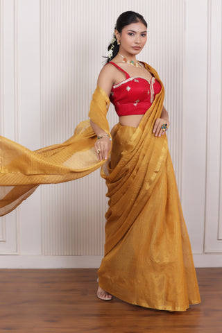 LUXE GOLDEN LINEN TISSUE DRAPE WITH SUBTLE METALLIC FINISH AND CLASSIC CHARM