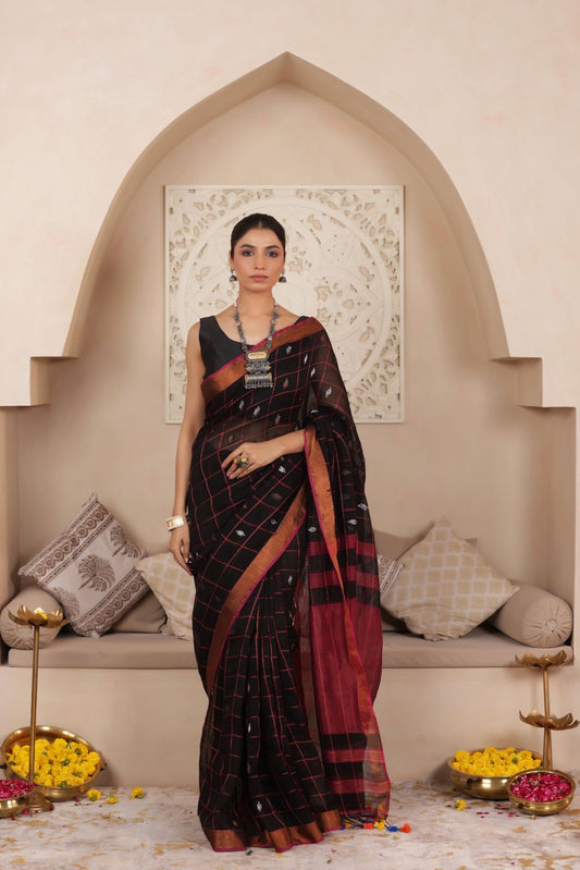 CLASSIC BROWN CHARM HANDWOVEN LINEN BUTTA CHECKS DRAPE