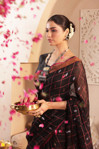 CLASSIC BROWN CHARM HANDWOVEN LINEN BUTTA CHECKS DRAPE