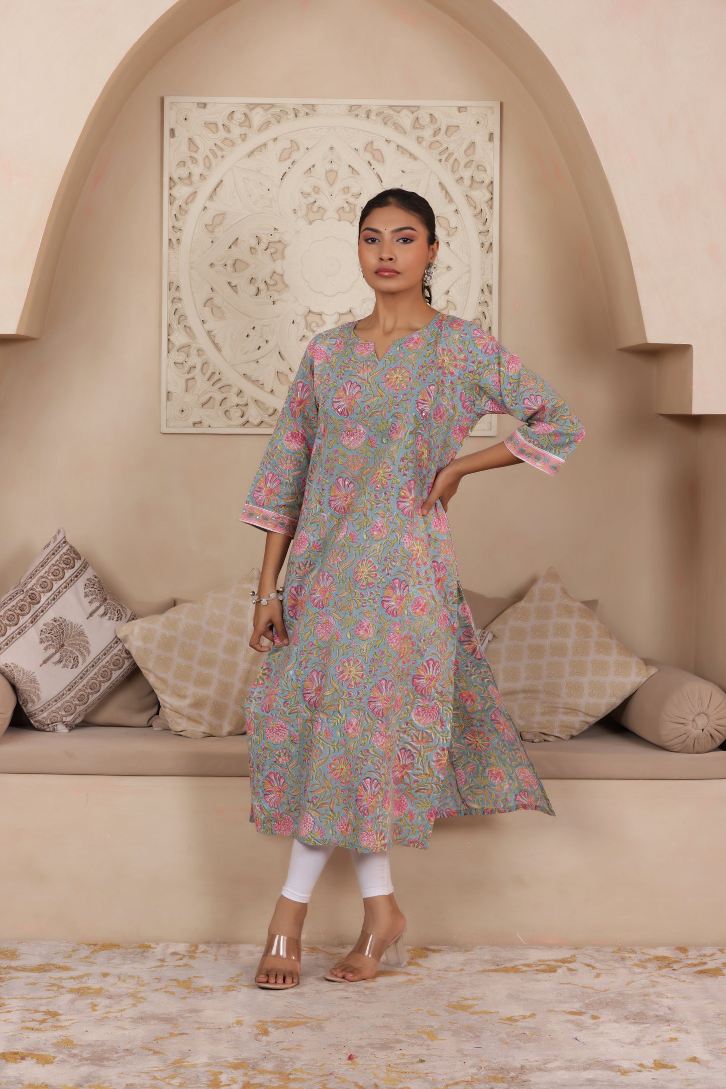 ELEGANT GREEN COLOUR PURE COTTON EVERYDAY KURTI