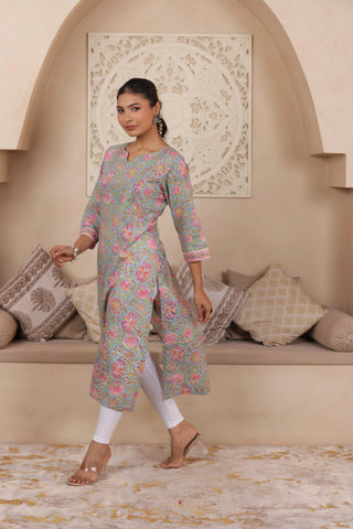 ELEGANT GREEN COLOUR PURE COTTON EVERYDAY KURTI