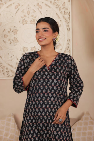 ELEGANT BLACK COLOUR PURE AJRAK COTTON EVERYDAY KURTI