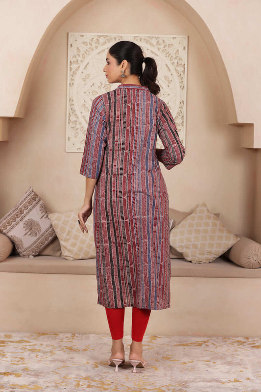 ELEGANT HANDCRAFTED AJRAK COTTON KURTI WITH COLLAR NECKLINE IN MAROON COLOUR